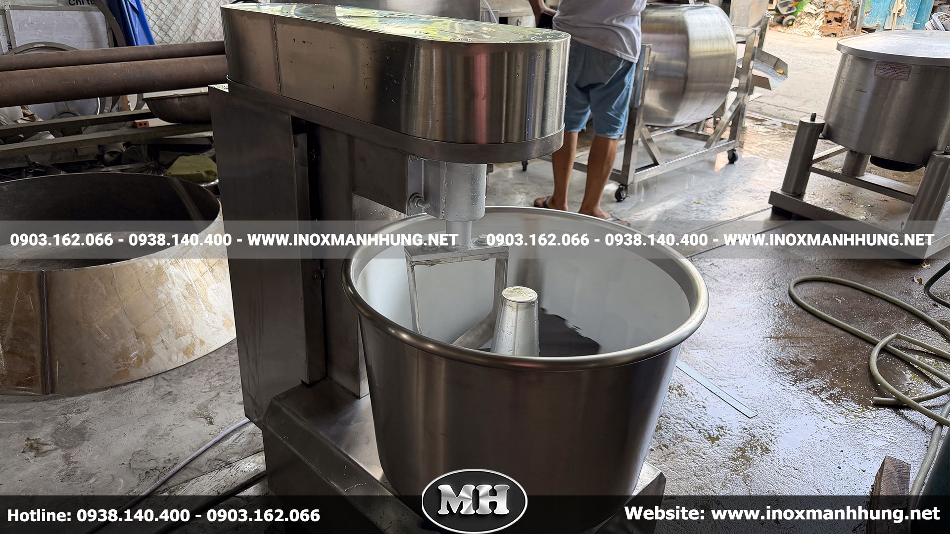 Máy quết chả cá thác lác tích hợp trộn bột mì, các cơ sở có thể sản xuất đa dạng sản phẩm, linh hoạt đáp ứng nhu cầu thị trường.