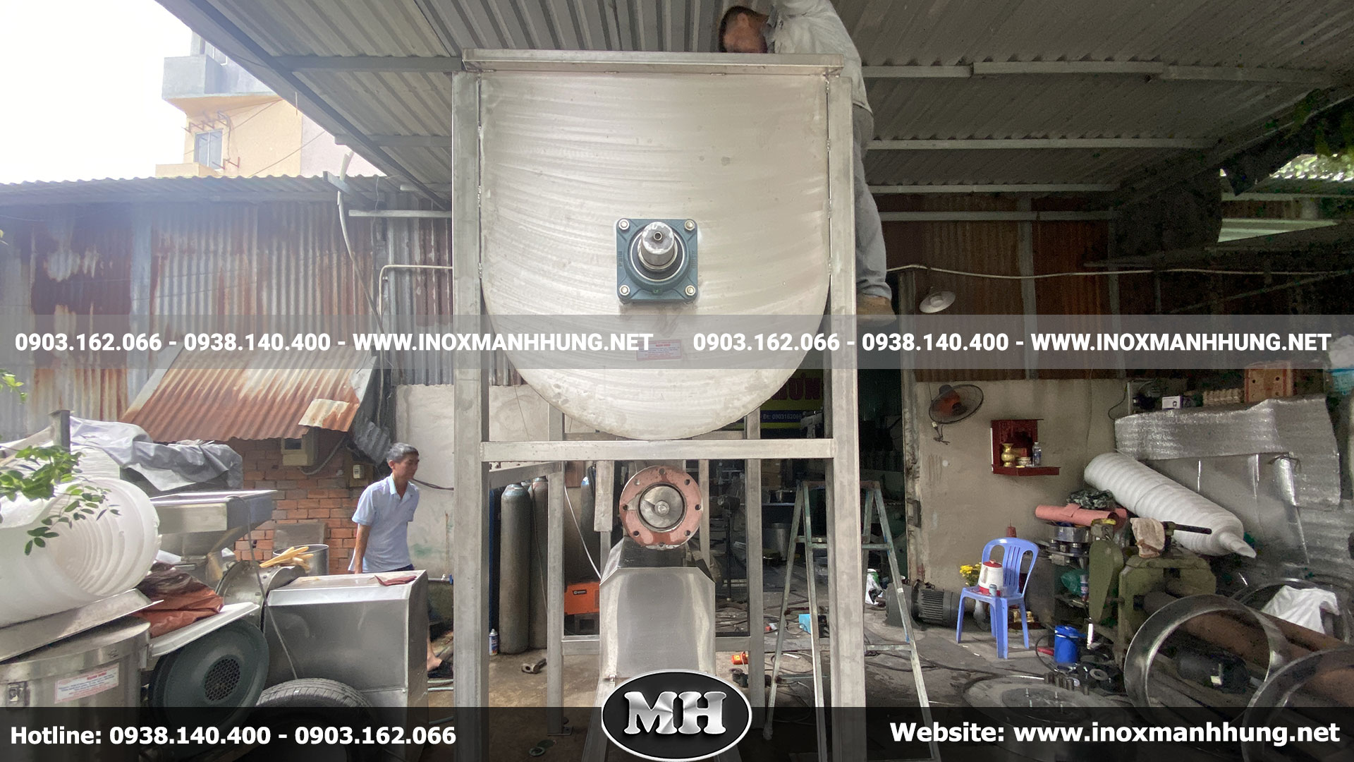 Máy trộn bột keo 1 tấn được ứng dụng rộng rãi trong nhiều lĩnh vực sản xuất khác nhau Máy trộn bột keo 1 tấn được ứng dụng rộng rãi trong nhiều lĩnh vực sản xuất khác nhau