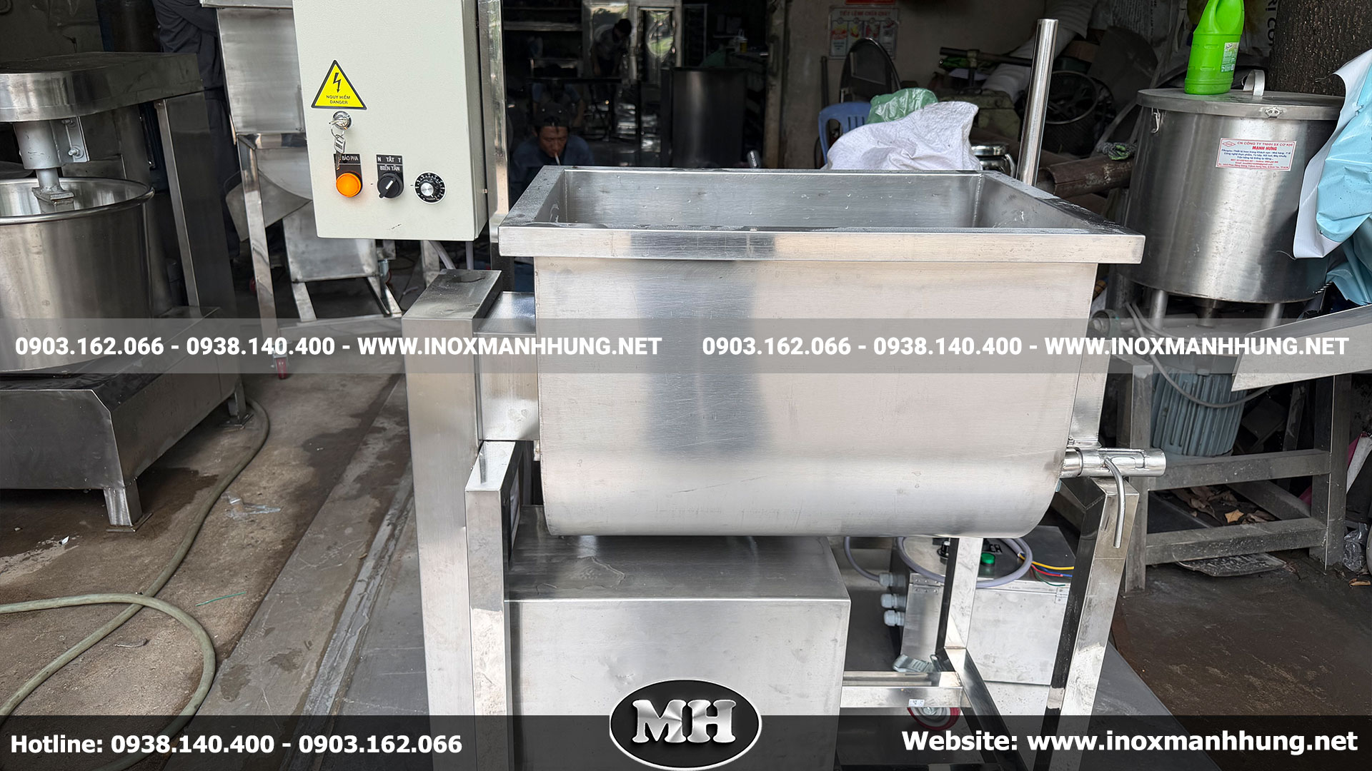 Máy trộn bột ướt công nghiệp là gì và ứng dụng thực tế