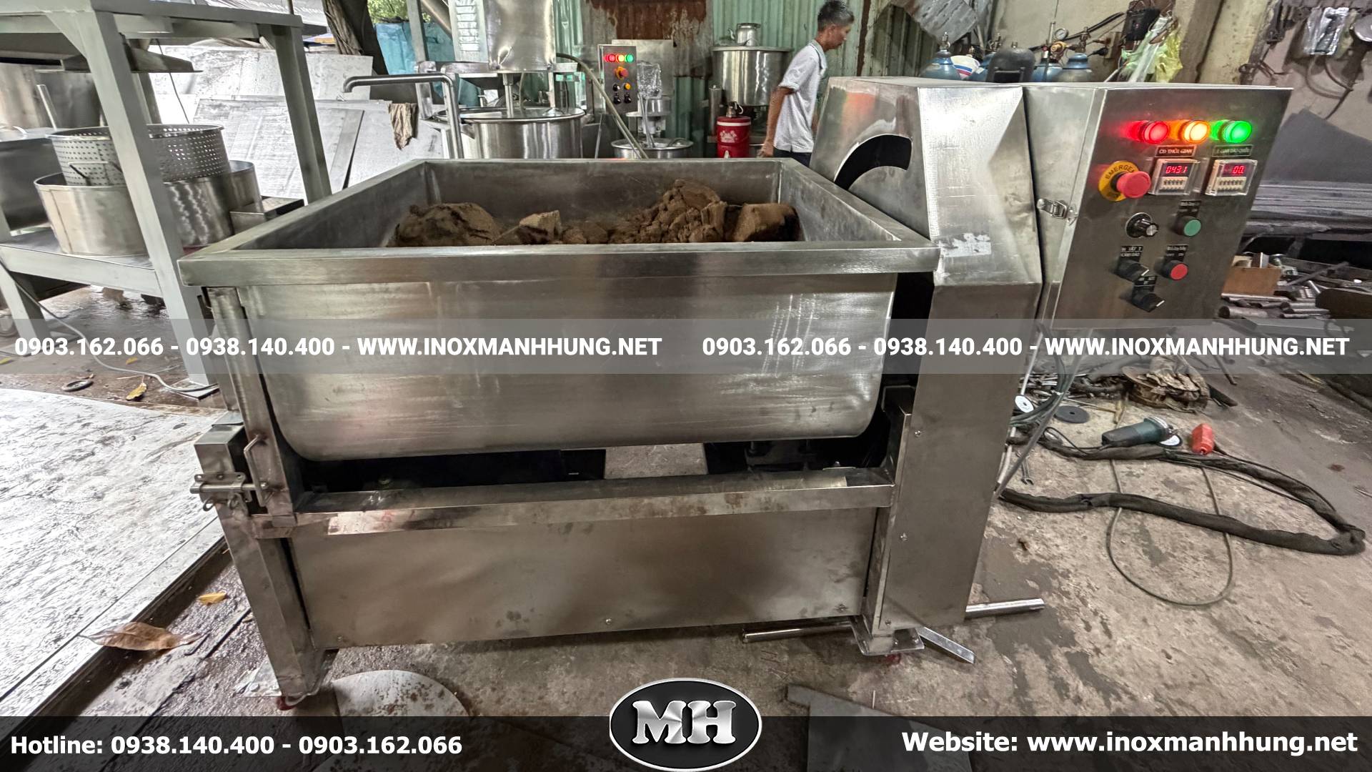 Thông số kỹ thuật chi tiết của máy trộn đảo chiều 300 lít