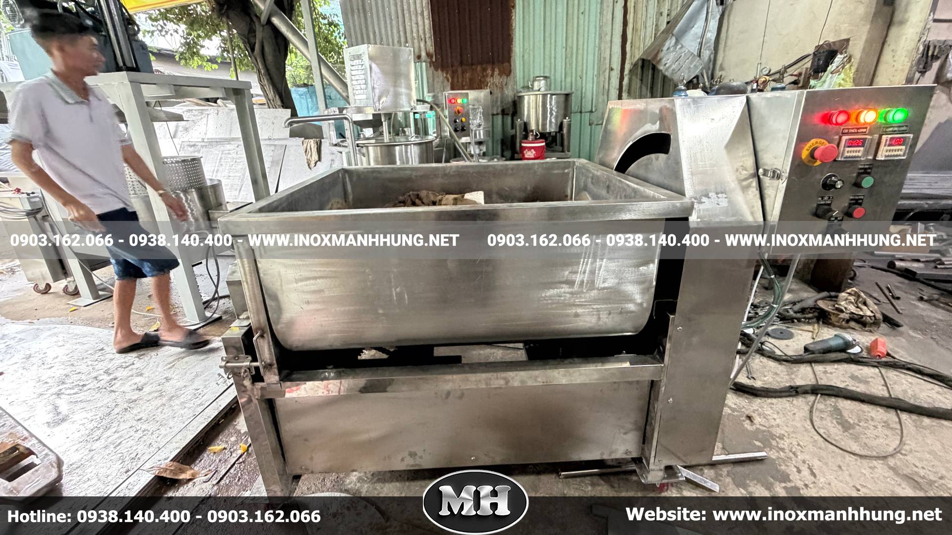 Ưu điểm nổi bật của dòng máy khuấy trộn đảo chiều 300 lít