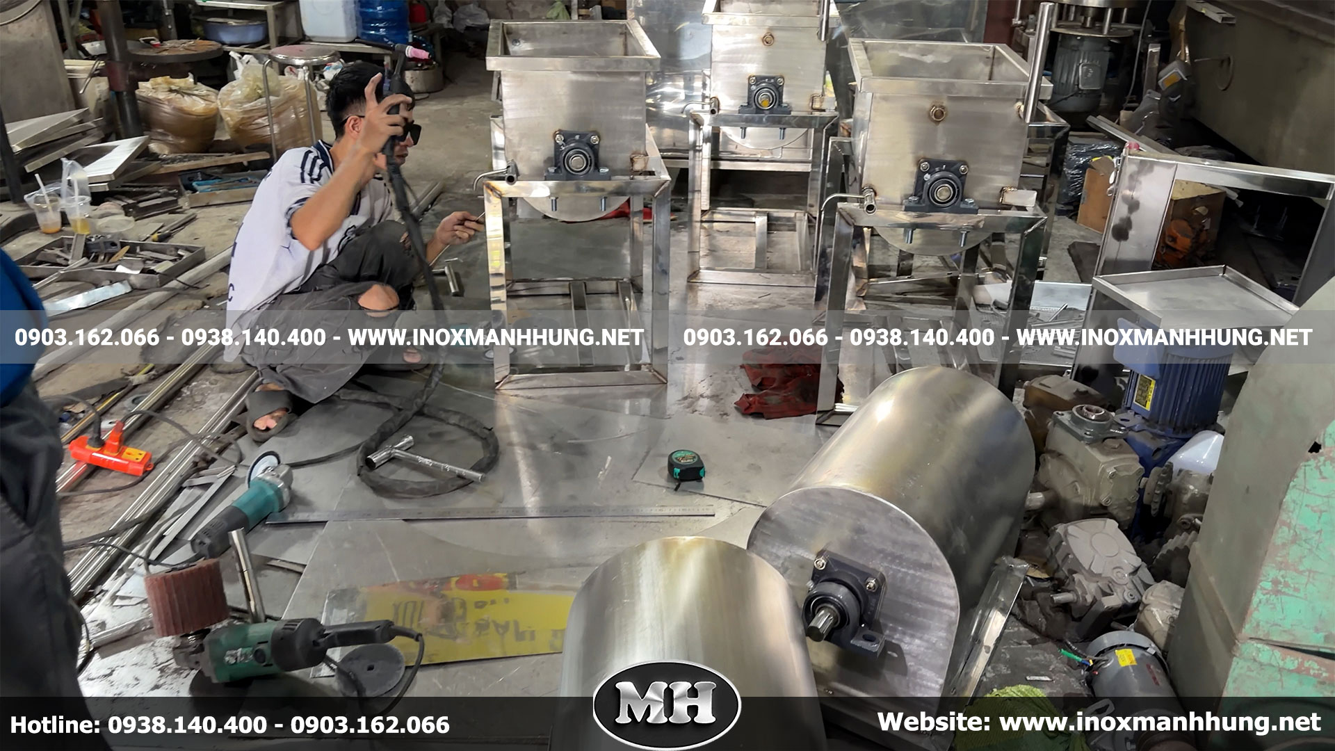Tại sao nên chọn gia công máy trộn nằm ngang mini tại Inox Mạnh Hưng
