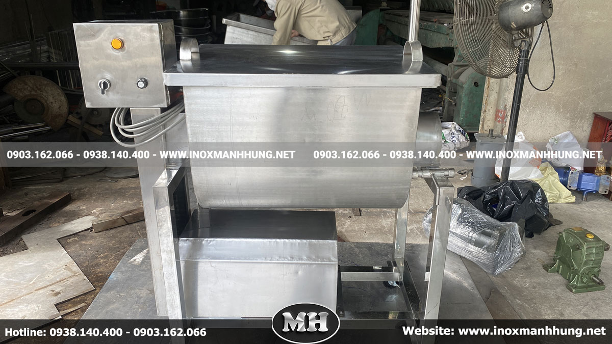Máy trộn sầu riêng được sản xuất tại inox Mạnh Hưng