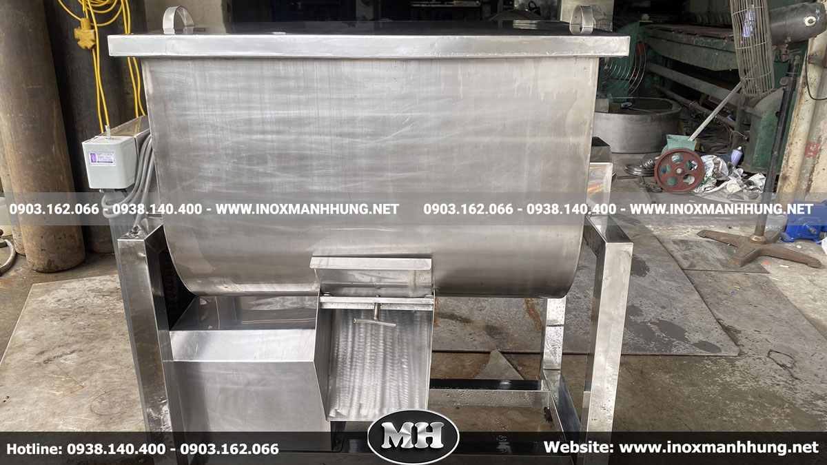 Lợi ích khi dùng máy trộn thịt công nghiệp cho sản xuất nem Lợi ích khi dùng máy trộn thịt công nghiệp cho sản xuất nem