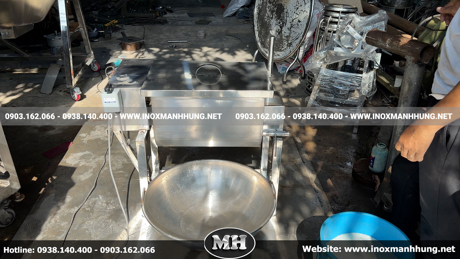 Vì sao máy trộn thực phẩm mini là thiết bị không thể thiếu trong sản xuất hiện đại?