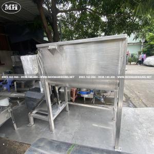 Máy Trộn Nguyên Liệu Cám Gạo 500Kg